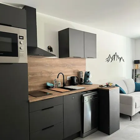 30 M2 2 A 4 Personnes * Saint-Pierre-en-Faucigny
