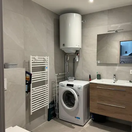 Apartment 30 M2 2 A 4 Personnes *